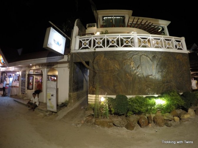 Cheap Food on Boracay | Paupatri