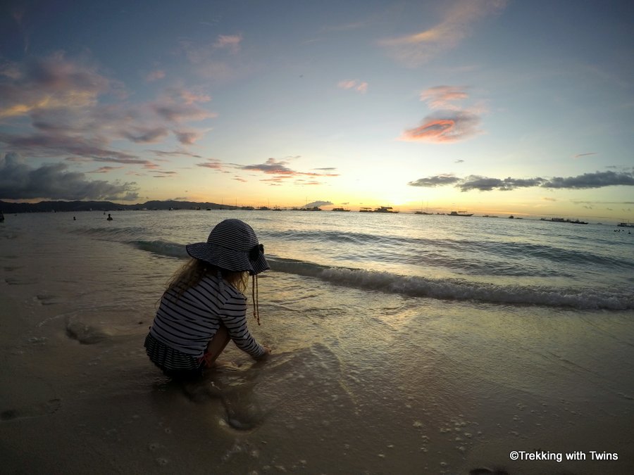 Boracay Sunset | Boracay Family Travel Guide