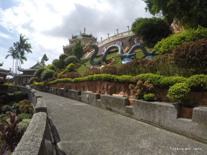 Cebu Taoist Temple | Trekking with Twins
