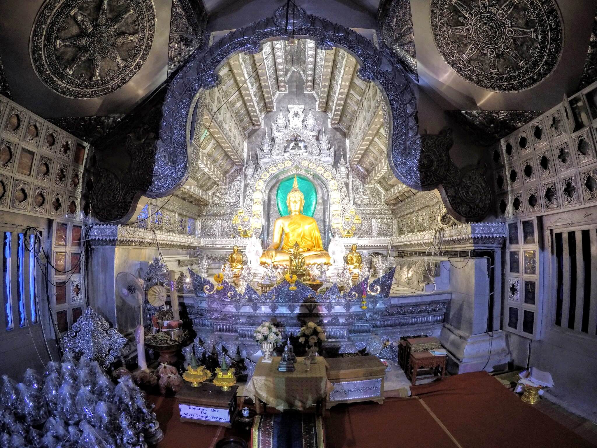 Wat Sri Suphan - Chiang Mai Night Market